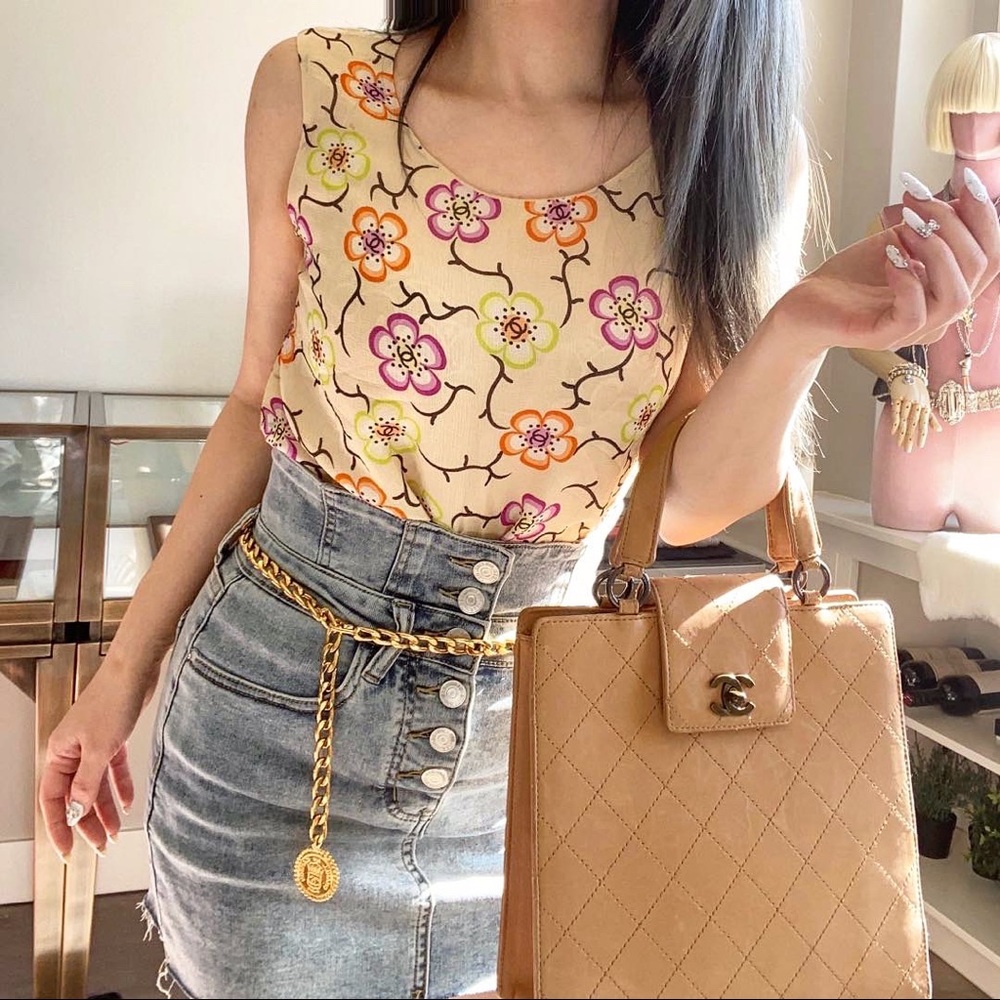SALE!CHANEL Vintage silk top